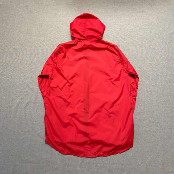 Rompevientos Roja - Image 2