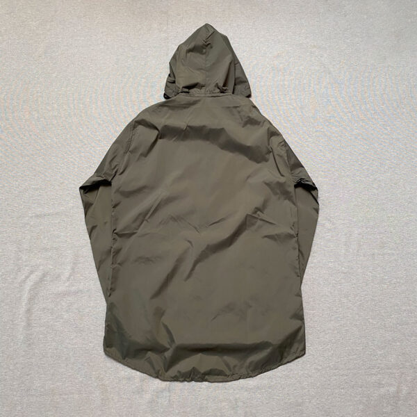 Rompevientos Verde Militar - Image 2